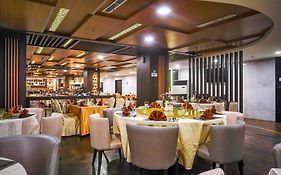 Nagoya Hill Hotel Batam